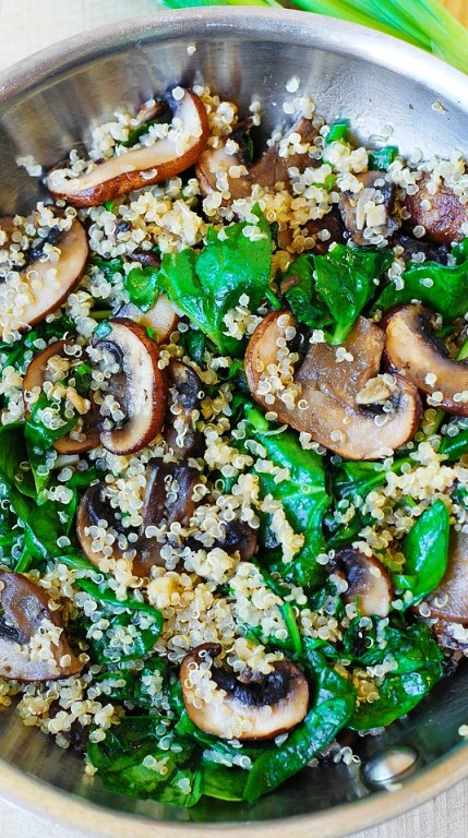 Spinach-and-mushroom-quinoa-recipe