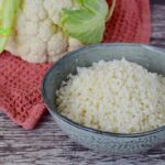 Learn how to cook this simple cauliflower rice recipe. Its impossible to not get it right, as a healthy vegetable side dish with main meals.