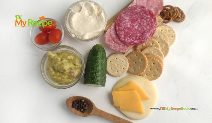 ingredients for this simple yet easy and quick cracker appetizers for Christmas holidays and events.