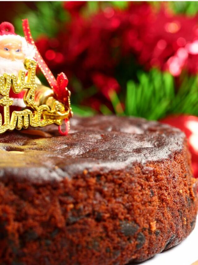 Get ready for the holiday season with these delicious and festive Christmas Fruit Cake Recipes. From traditional to modern twists, there’s something for everyone to enjoy!