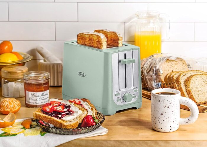 BELLA 2 Slice Toaster with Auto Shut Off - Extra Wide Slots & Removable Crumb Tray and Cancel, Defrost & Reheat Function - Toast Bread, Bagels.